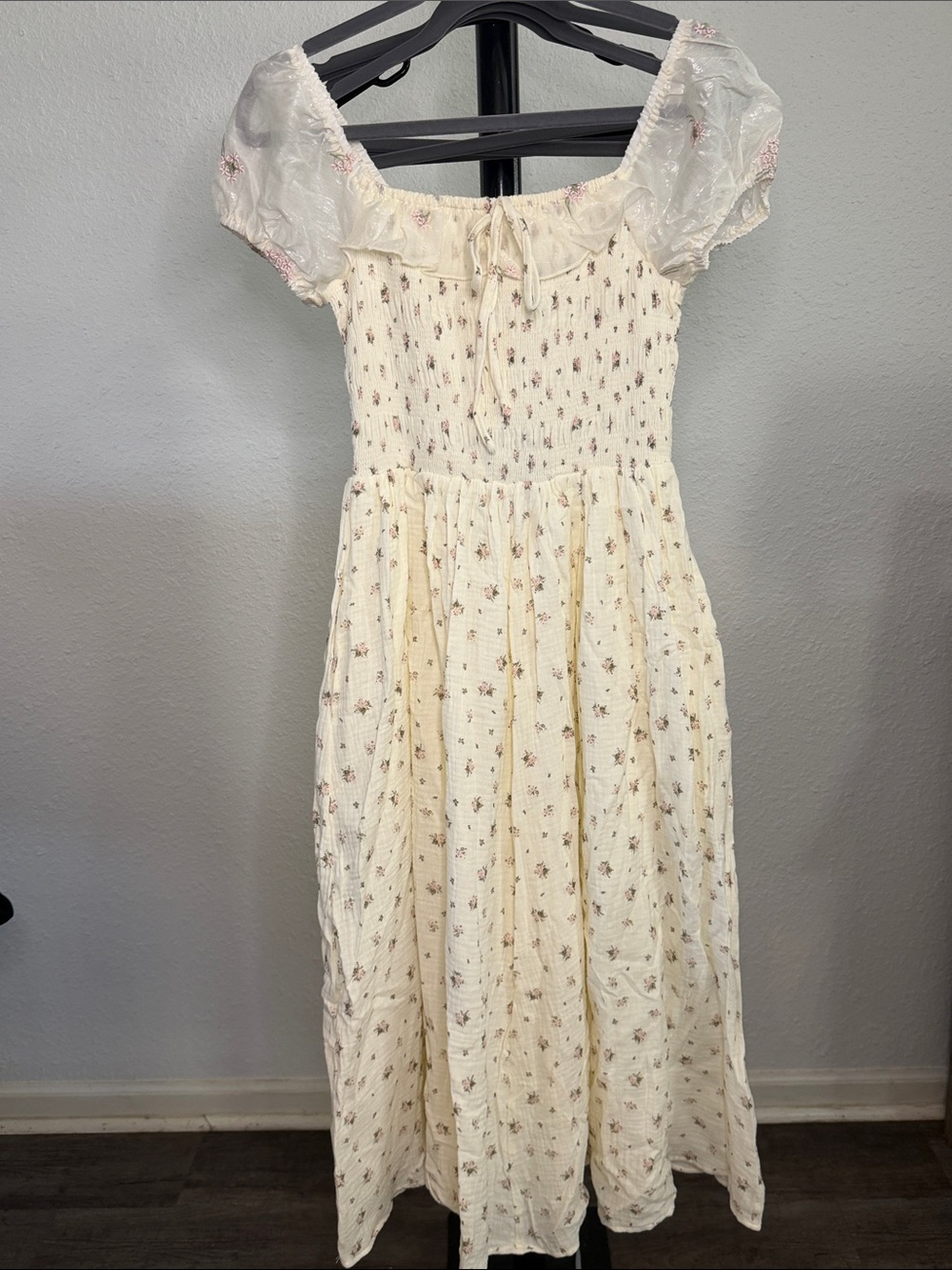 Smocked Off-Shoulder Midi Dress in Cream with Floral Print